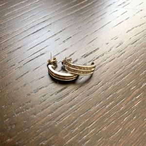 White Gold Diamond Earrings!